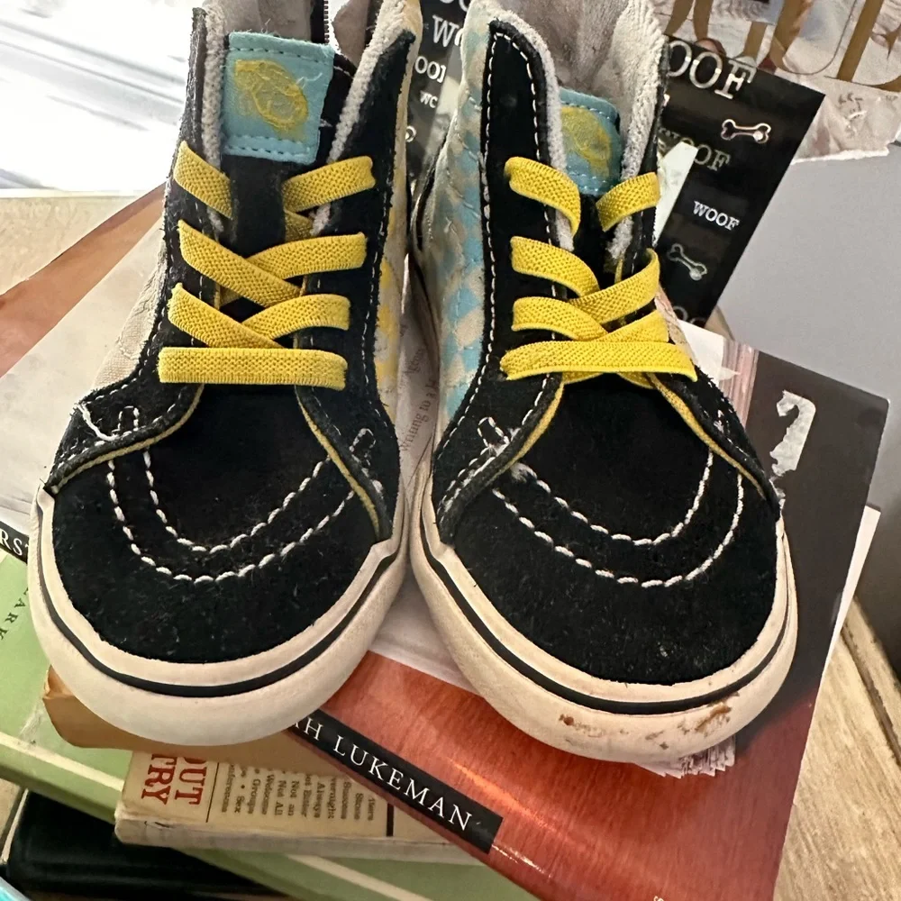 Simpson vans - Picture 2 of 4